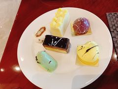 -武汉世茂希尔顿酒店·汇·全日餐厅