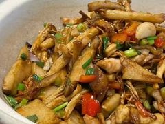 -那家老院子东北菜·饺子·小鸡炖蘑菇(艳华街店)