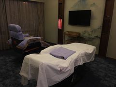 -鼎族怡华·指压·经络·疗愈SPA(紫荆店)