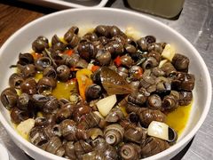 -龙巢盱眙龙虾·牛蛙·烧烤宵夜(八卦岭店)