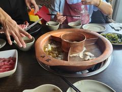 -滇釜火锅·能喝汤的火锅(车公庄店)