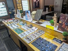 -鲸渝眼镜·浅目视光(春熙路店)