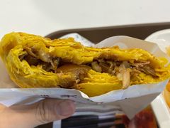 肥瘦肉夹馍-魏家凉皮(大雁塔南广场餐厅)