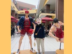 -优衣库(太原龙湖万达广场店)