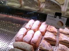 -巴黎贝甜(宜山路店)