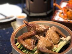 盐焗香茅乳鸽-小运河·公馆(国贸店)