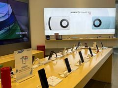 -华为授权体验店(中山公园来福士)