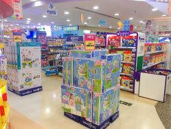 -玩具反斗城(正大广场店)