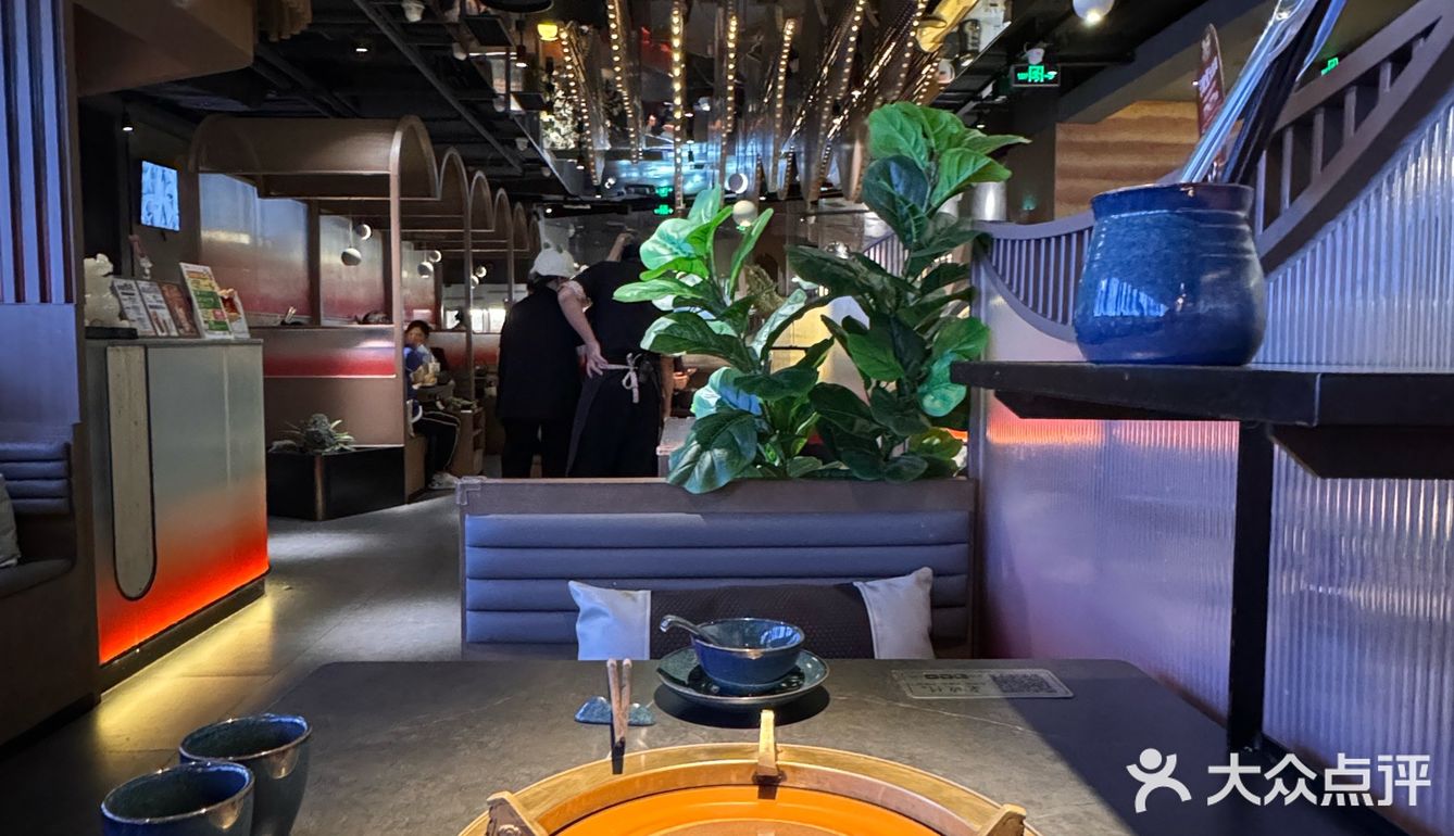 食材新鲜味道佳的精致火锅