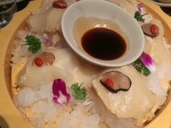 -老牌坊云南鱼豆花火锅(嵩山店)