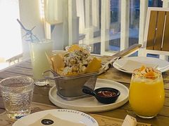 -Mark&Mars Restaurant