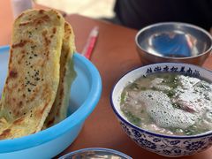 油酥饼-铁谢李松祖传羊肉汤馆