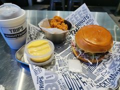 -TRIPS BURGER(大钟寺店)