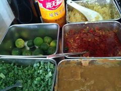 -四川小胡子海鲜(丁村万人海鲜广场店)