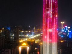 -日月光中心广场