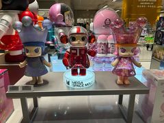 -泡泡玛特POPMART(蓝色港湾店)