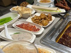 -海底捞火锅(曹安公路店)