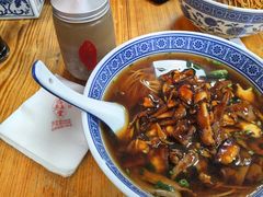 -沪西老弄堂面馆(定西路店)