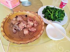 -华龙特色大骨鸡农家菜馆