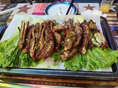 -沪上名羊天下碳烤羊腿•东北烧烤•小龙虾(浦东直营总店)