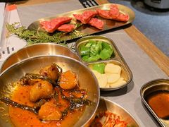 -草家酱蟹炭火烤肉店(珲春南路一店)