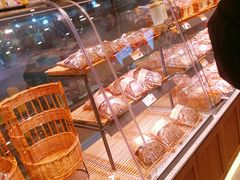 -巴黎贝甜(泗泾店)
