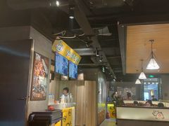 -肥肥虾庄·金牌油焖大虾(杨园滨江时代walk店)