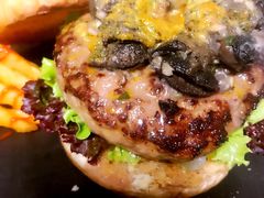 -HIGH FIVE哈福手工汉堡(桂林路店)