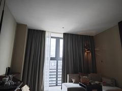 -深圳湾科技园丽雅查尔顿酒店
