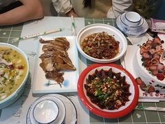 -伊和园清真餐饮