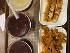 -爆炸头阿姨小四川正宗川味小吃(无任何分店)