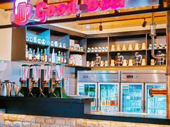 -普兰达德国餐厅·德式脆皮烤猪肘·自酿啤酒(观唐店)
