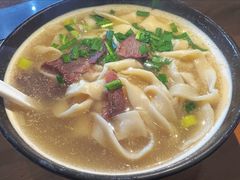 牛肉烩面-龙之面