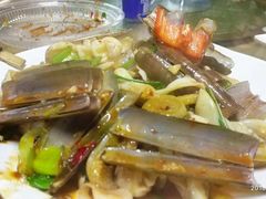 -亚龙湾8号(丁村万人海鲜广场店)