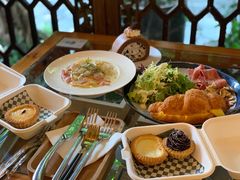 -西关84·History·Art·Cafe