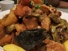 -吴记酱骨炖菜馆(西大直街店)
