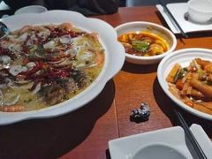-鱼亨小鲜酸菜鱼(大信店)