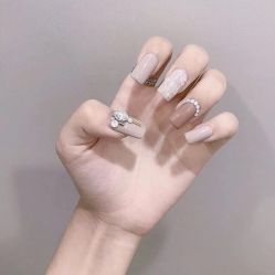 -Pink You美甲美睫纹绣定制中心