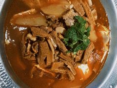 -古乐牛香•鲜牛肉牛杂火锅(系马桩总店)