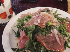 芝麻菜沙拉-羽深肉铺 Steak & Wine