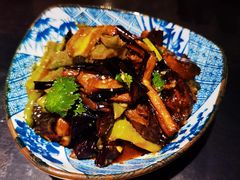 -夯鱼烤鱼·尔滨地标美食(中央商场店)