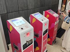 -虹桥艺术中心