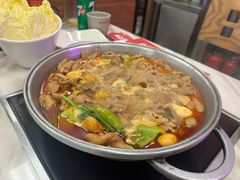 -彭记铁锅肥肠(东四总店)