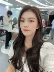 -MOVAN  HAIR莫凡匠人发型屋