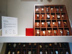 -LADY FAFA(巨鹿路陕西南路路口店)