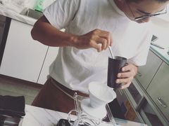 -UNI UNI(环亚凯瑟琳店)