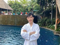 -三亚湾海居铂尔曼度假酒店