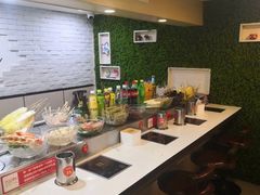 -百品聚旋转火锅(万德庄店)