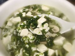 荠菜蘑菇豆腐汤-长廊好灶头 本地人农家菜(枫泾古镇店)