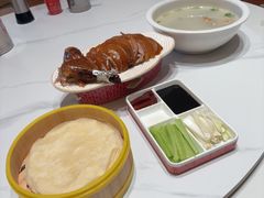 -梅利汴京烤鸭•开封豫菜地标店(东大街店)
